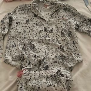 Victoria’s Secret pajama set only worn once!